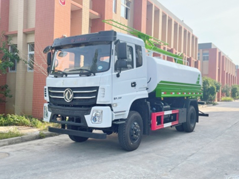 光伏板清洗車